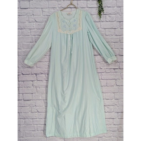 SINGLE STITCH!😍Vntg Barbizon Nightgown M Pale Mint Satin Embroidered Lace Trim - Picture 2 of 16